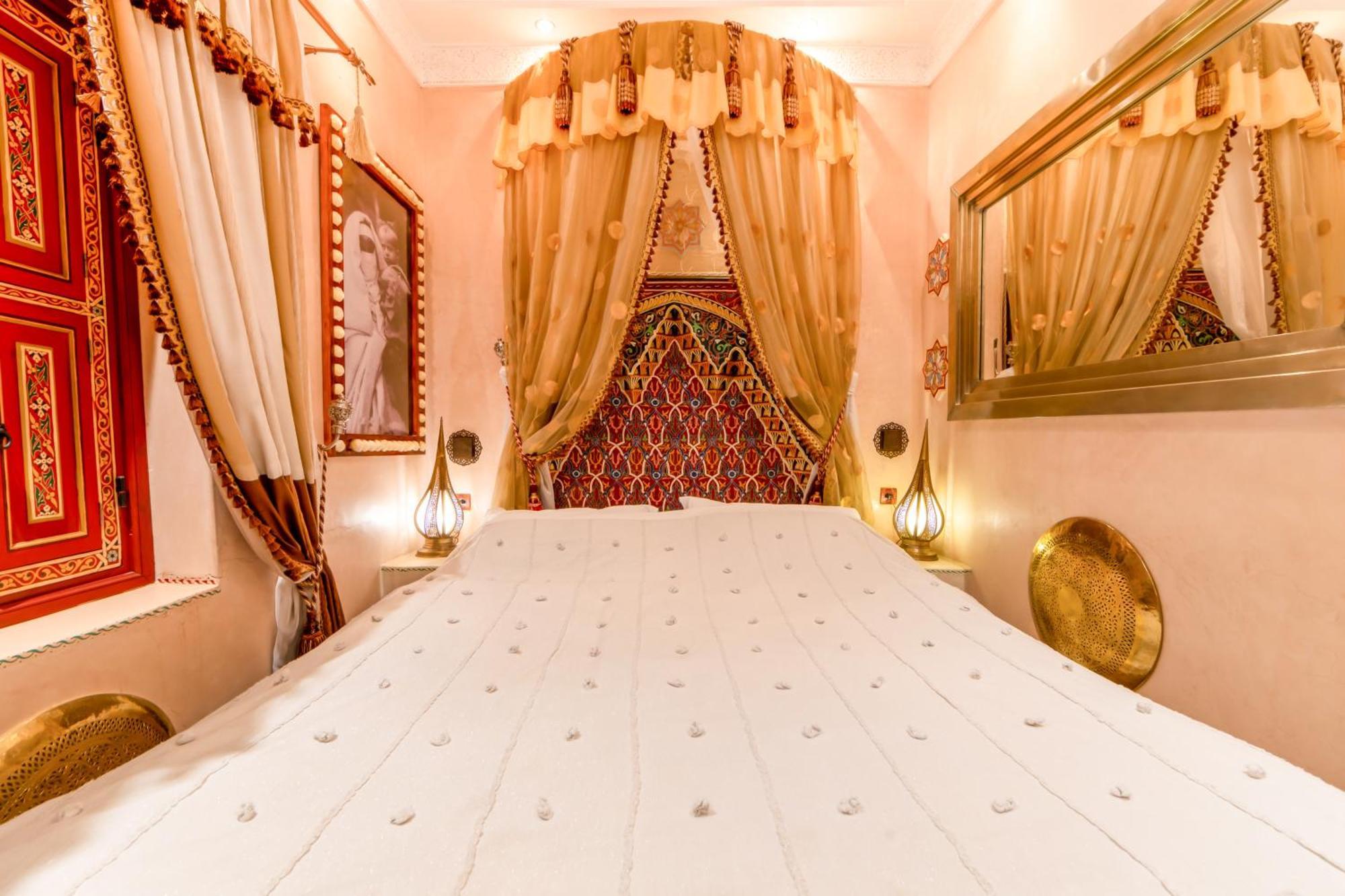 Riad Hikaya Marrakesh Buitenkant foto